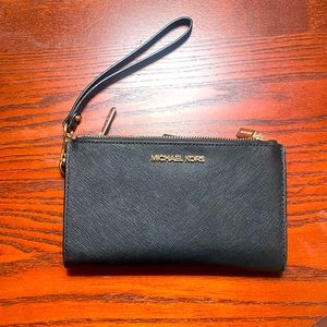 Michael Kors phone wallet new!